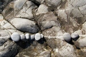 Pebble Line #7